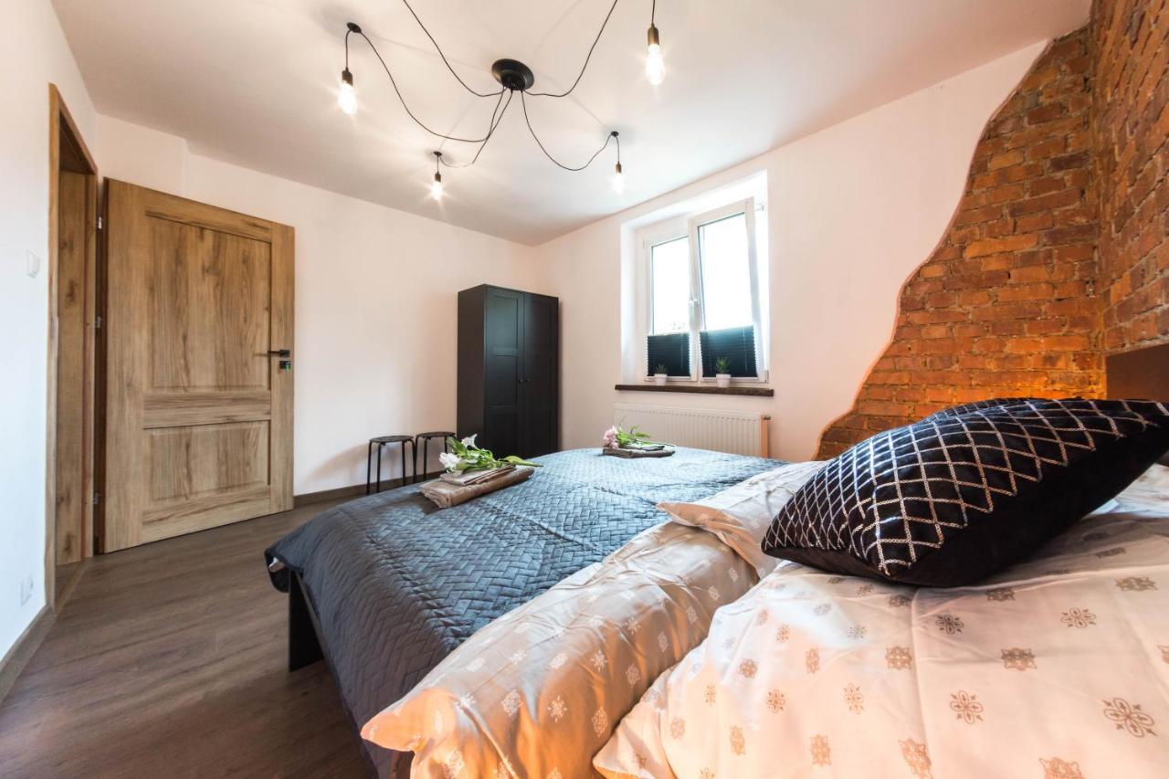 Apartament Wita Stwosza Jelenia Gora Luaran gambar