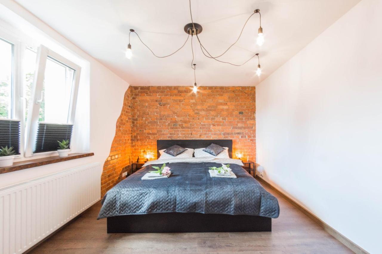 Apartament Wita Stwosza Jelenia Gora Luaran gambar