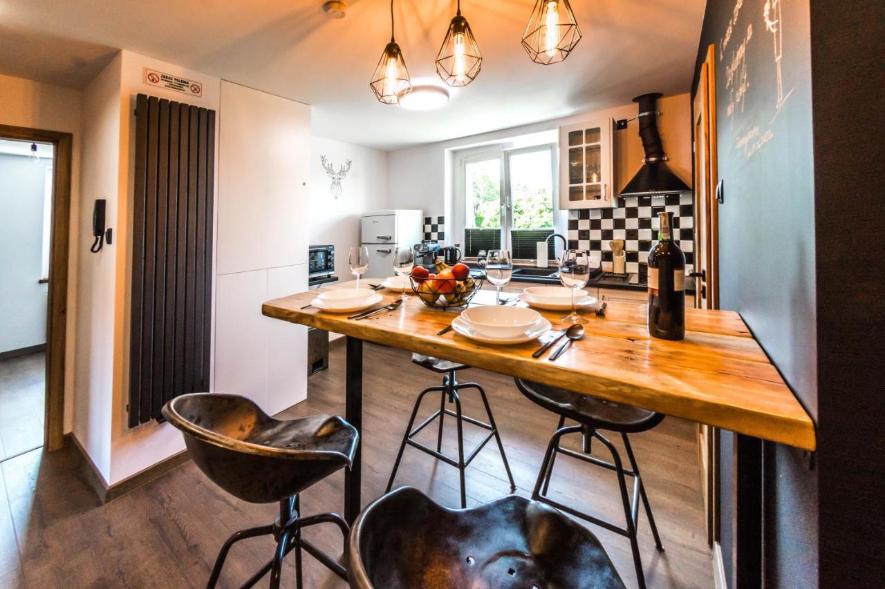 Apartament Wita Stwosza Jelenia Gora Luaran gambar