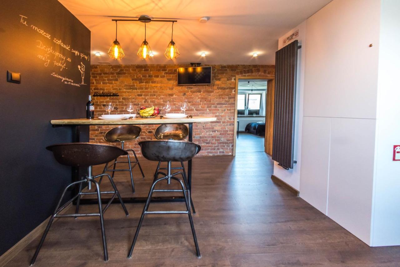 Apartament Wita Stwosza Jelenia Gora Luaran gambar
