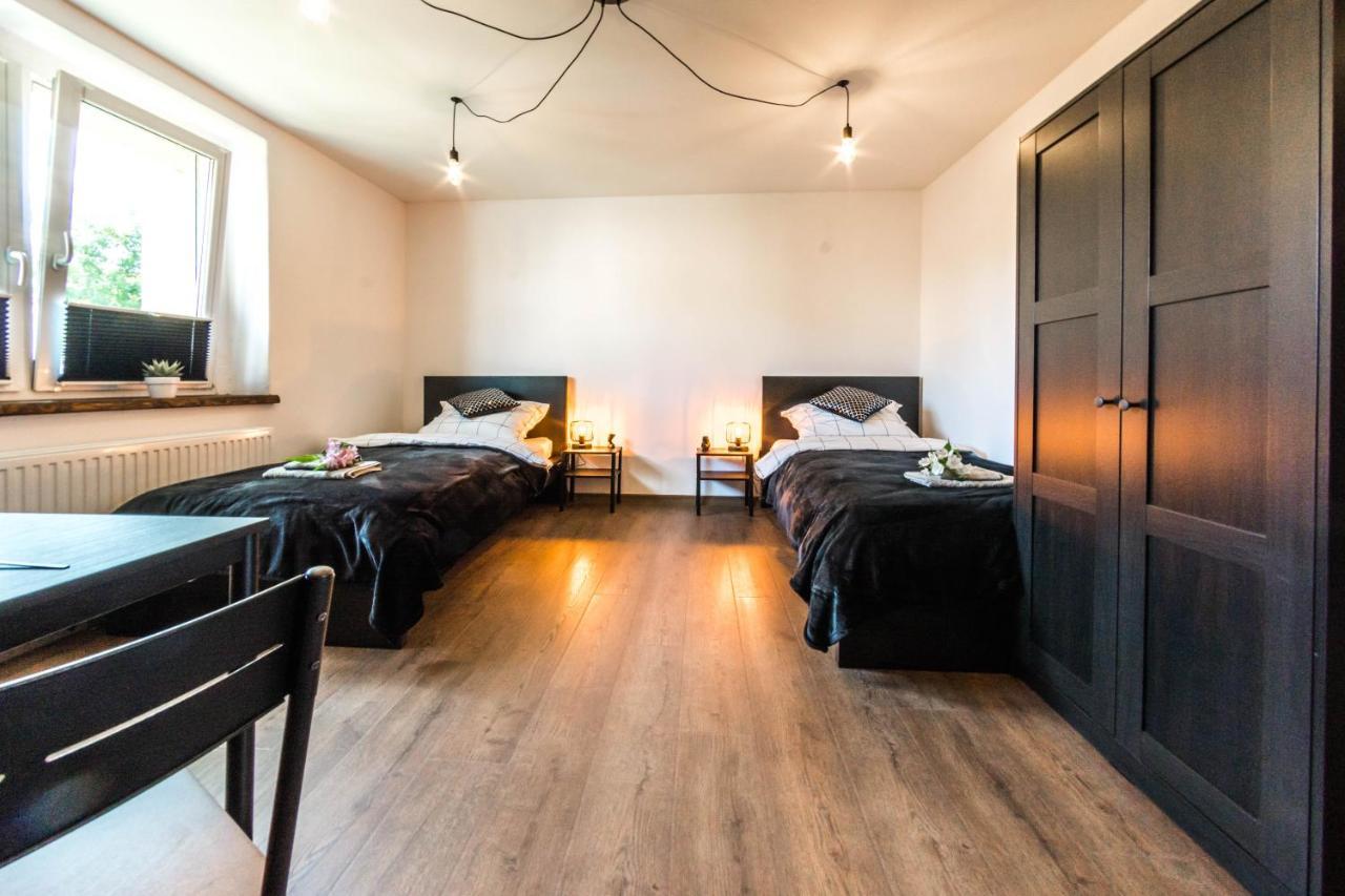 Apartament Wita Stwosza Jelenia Gora Luaran gambar